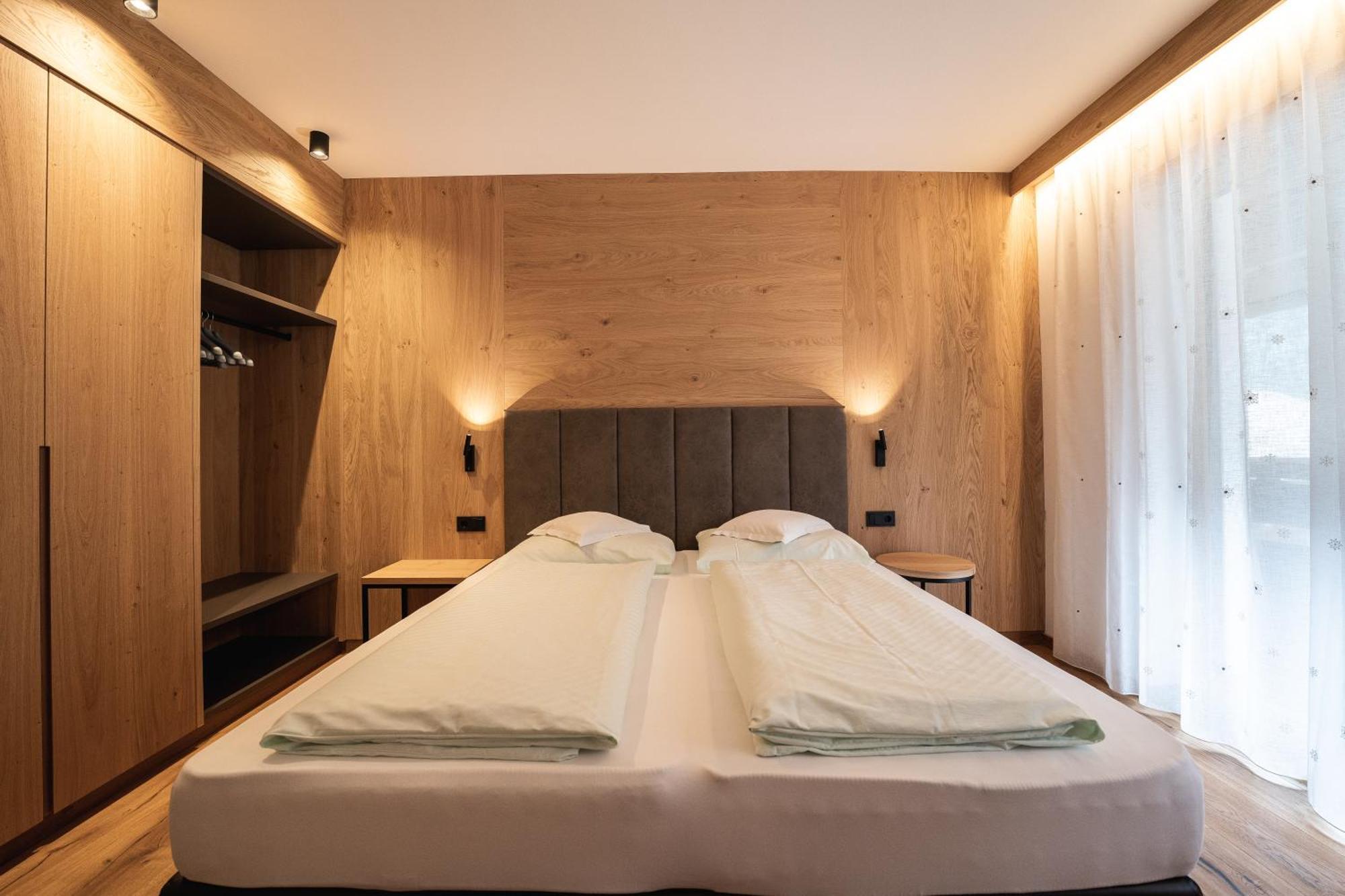 Aparthotel Zum Schloessl Вила Отоне Екстериор снимка