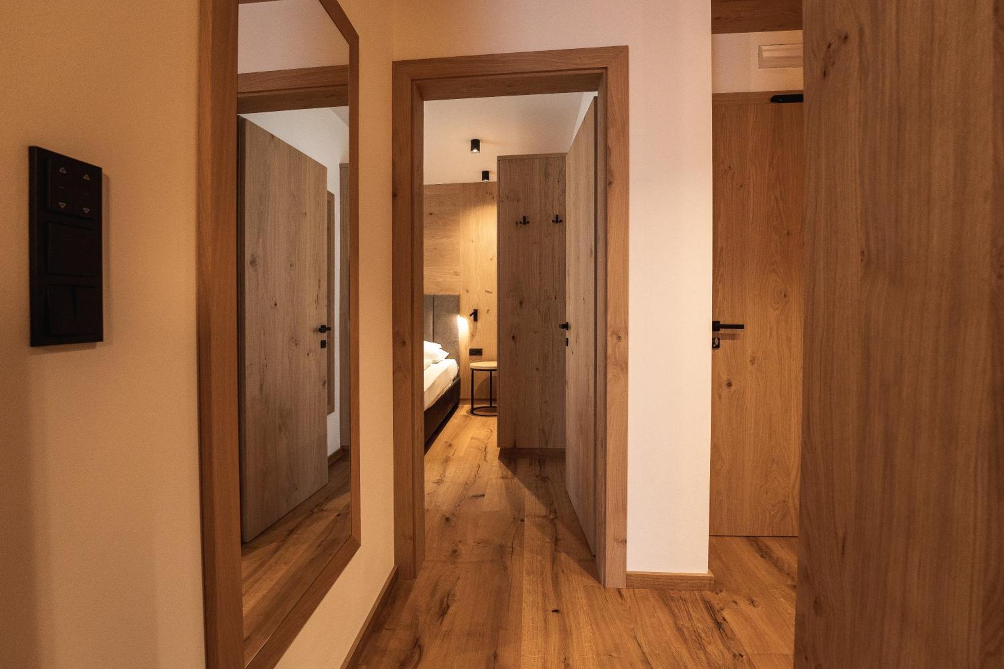 Aparthotel Zum Schloessl Вила Отоне Екстериор снимка